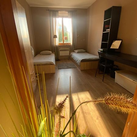 4 Pokoje - 86 M2 - 300 M Od Rynku Wrocław Eksteriør bilde