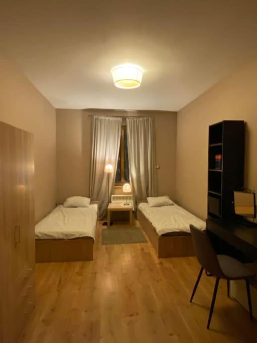 4 Pokoje - 86 M2 - 300 M Od Rynku Wrocław Eksteriør bilde